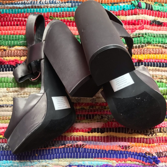 SOLD🦋Jeffrey Campbell Mitra Satin Platform Sandals - Picture 4 of 5